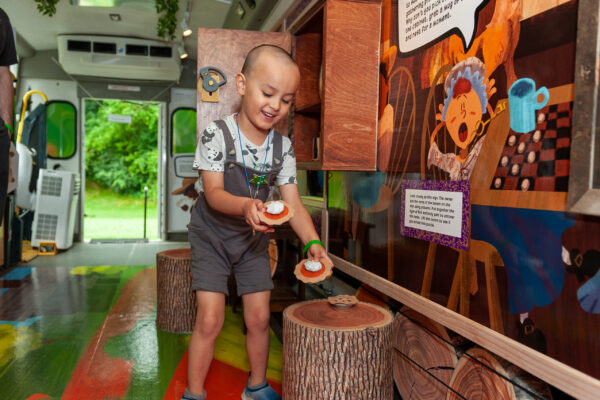 200th_Birthday_And_Book_launch_Finals-007 200th_Birthday_And_Book_launch_Finals-007